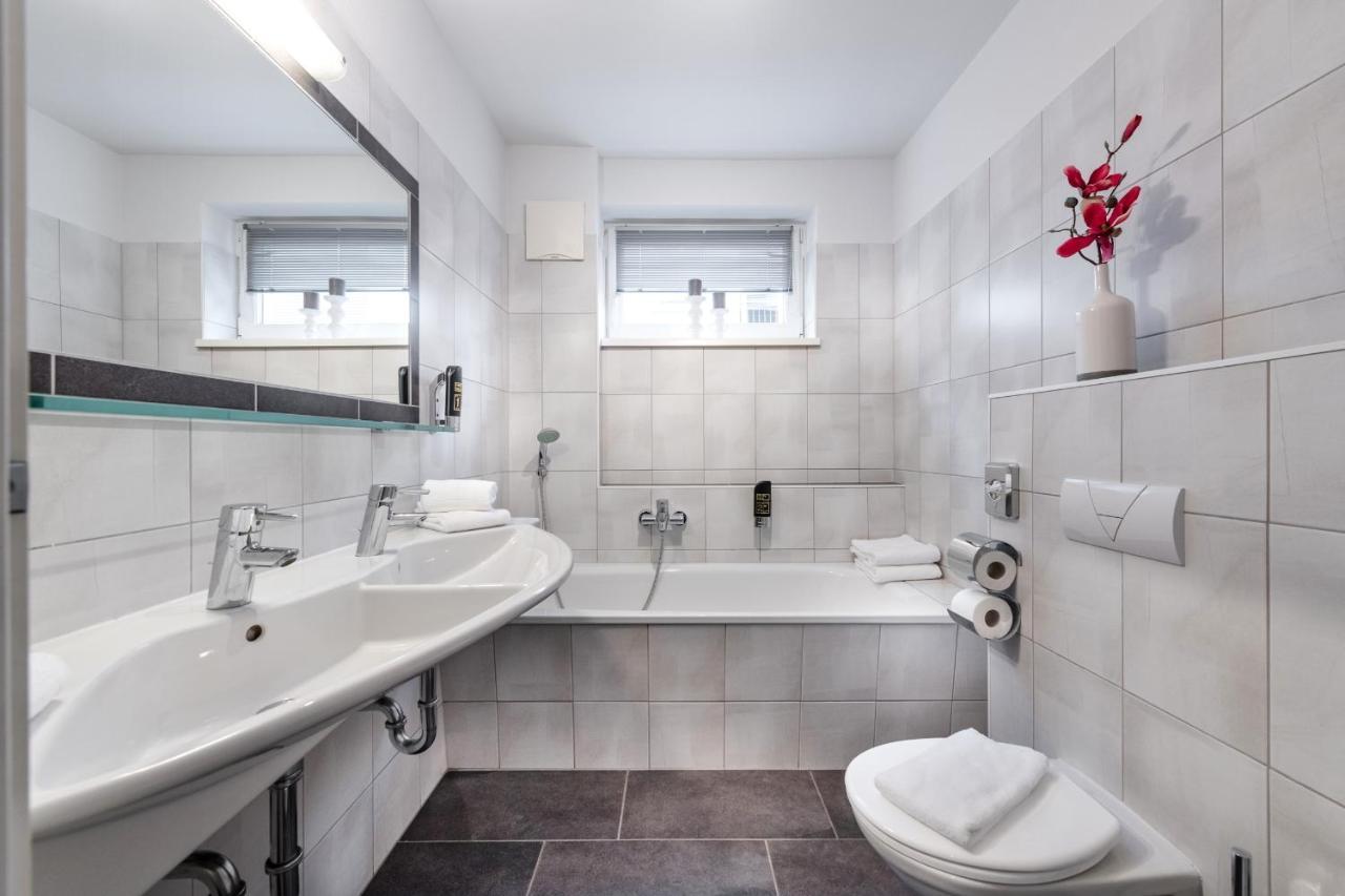 Alpenparks Residence Bad Hofgastein - Gratis Thermeneintritt Bagian luar foto